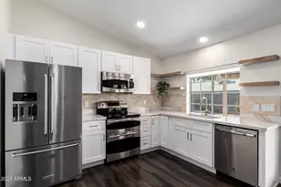 936 N Birch St, Gilbert, AZ 85233 - Photo 9