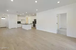 14586 W Wood Dr, Surprise, AZ 85379 - Photo 21