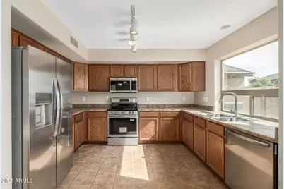 1089 E Mountain View Road, San Tan Valley, AZ 85143 - Photo 11