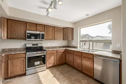 1089 E Mountain View Road, San Tan Valley, AZ 85143 - Photo 13