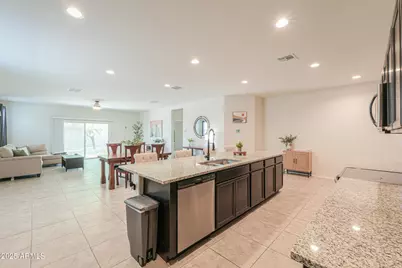 36467 W Pampoloma Avenue, Maricopa, AZ 85138 - Photo 19
