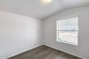 19225 N Cave Creek Rd, Phoenix, AZ 85024 - Photo 9