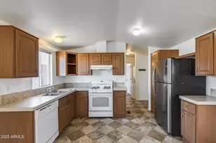 19225 N Cave Creek Rd, Phoenix, AZ 85024 - Photo 3