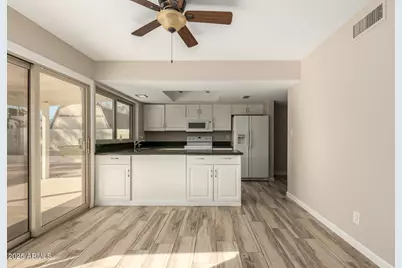 3829 W Anderson Drive, Glendale, AZ 85308 - Photo 7