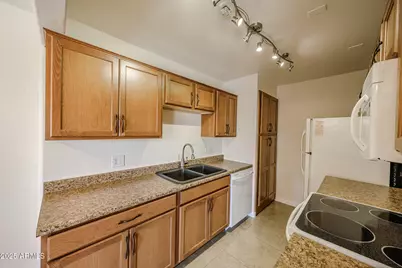 5917 W Townley Avenue, Glendale, AZ 85302 - Photo 5