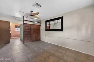 1114 E Orchid Ln, Phoenix, AZ 85020 - Photo 7