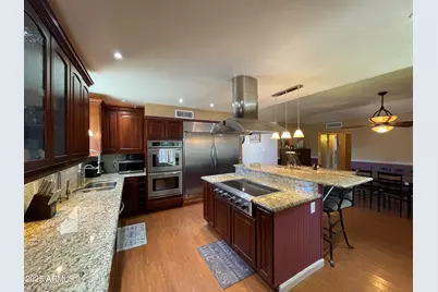 9221 N 48th Drive, Glendale, AZ 85302 - Photo 3