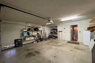 9221 N 48th Dr, Glendale, AZ 85302 - Photo 23