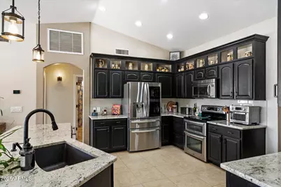 18145 E Vencino Street, Gilbert, AZ 85298 - Photo 13