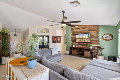 18145 E Vencino Street, Gilbert, AZ 85298 - Photo 7