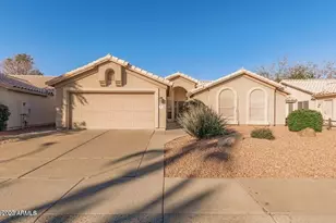 8 W Marco Polo Rd, Phoenix, AZ 85027 - Photo 1