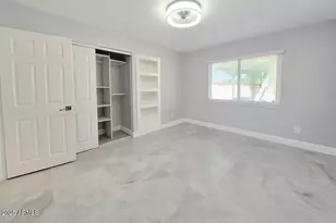 2848 E Turquoise Dr, Phoenix, AZ 85028 - Photo 11