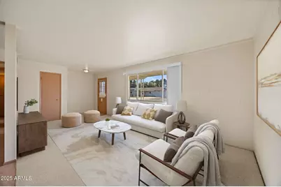 11002 W Greer Avenue, Sun City, AZ 85351 - Photo 7