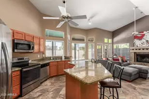 810 N Los Altos Dr, Chandler, AZ 85224 - Photo 13