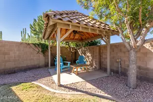 810 N Los Altos Dr, Chandler, AZ 85224 - Photo 37