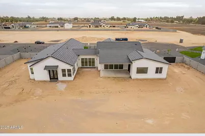 6820 N 178th Lane, Waddell, AZ 85355 - Photo 77