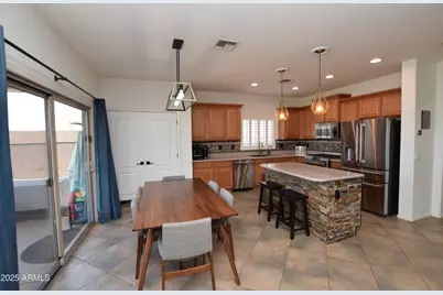 44236 W Adobe Circle, Maricopa, AZ 85139 - Photo 9