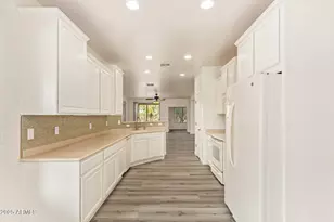 148 W Latigo Cir, San Tan Valley, AZ 85143 - Photo 15