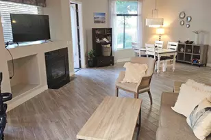 11640 N Tatum Blvd, Phoenix, AZ 85028 - Photo 3