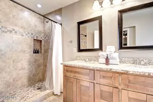 4524 E Kelton Ln, Phoenix, AZ 85032 - Photo 29