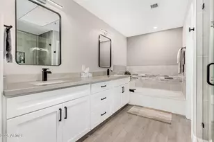 10586 E Cinnabar Ave, Scottsdale, AZ 85258 - Photo 15