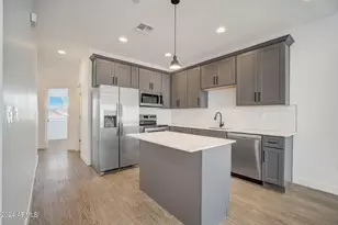 3725 E Earll Dr, Phoenix, AZ 85018 - Photo 5