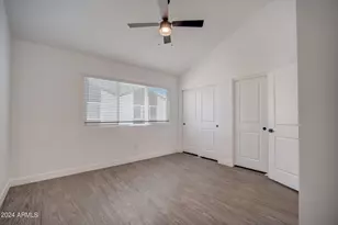 3725 E Earll Dr, Phoenix, AZ 85018 - Photo 17