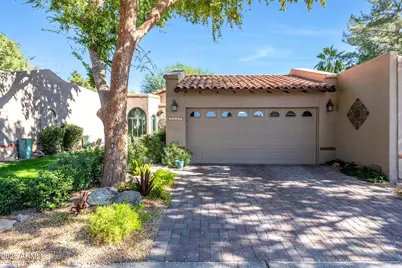 11437 N 40th Place, Phoenix, AZ 85028 - Photo 3