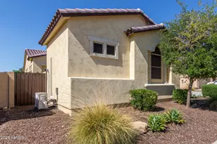 17996 W Redwood Ln, Goodyear, AZ 85338 - Photo 5