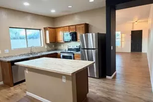 2923 W Five Mile Peak Dr, Queen Creek, AZ 85142 - Photo 9