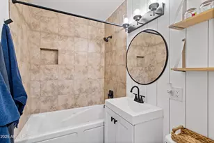 2201 E Weldon Ave, Phoenix, AZ 85016 - Photo 27