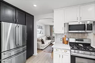 2201 E Weldon Ave, Phoenix, AZ 85016 - Photo 11