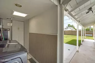 2201 E Weldon Ave, Phoenix, AZ 85016 - Photo 29