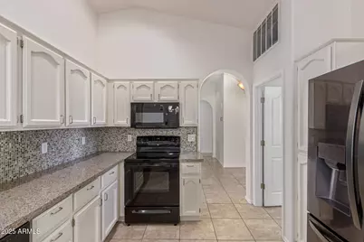 10605 E Hercules Drive, Sun Lakes, AZ 85248 - Photo 13