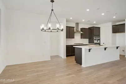 19028 W Rose Lane, Waddell, AZ 85355 - Photo 5