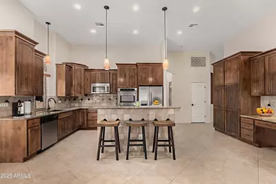 19532 W Georgia Avenue, Litchfield Park, AZ 85340 - Photo 9