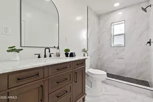 346 W Edgemont Ave, Phoenix, AZ 85003 - Photo 21