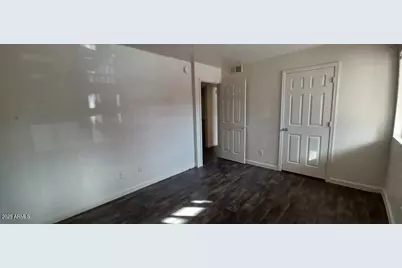 2537 W Georgia Avenue #2, Phoenix, AZ 85017 - Photo 9