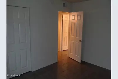 2537 W Georgia Avenue #14, Phoenix, AZ 85017 - Photo 11