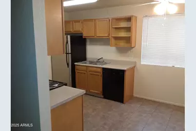 2537 W Georgia Avenue #14, Phoenix, AZ 85017 - Photo 3