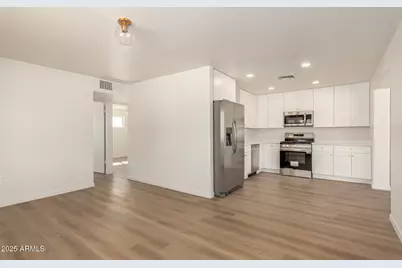 528 N 97th Street, Mesa, AZ 85207 - Photo 13