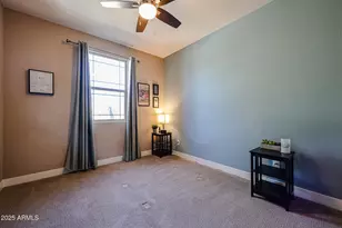 3639 E Sophie Ln, Phoenix, AZ 85042 - Photo 7