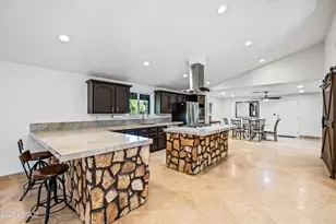 15220 N 27th St, Phoenix, AZ 85032 - Photo 35