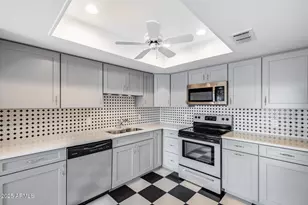 7820 E Camelback Rd, Scottsdale, AZ 85251 - Photo 23