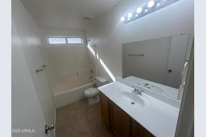 10460 W Reade Avenue, Glendale, AZ 85307 - Photo 11