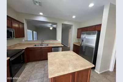 982 E Corral Street, Avondale, AZ 85323 - Photo 5