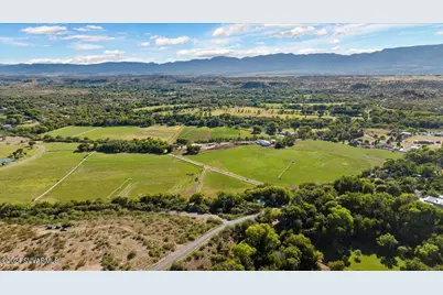 10647 E Swinging Bridge Lane, Cornville, AZ 86325 - Photo 17