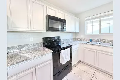 8208 W Sands Road, Glendale, AZ 85303 - Photo 9