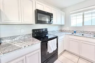 8208 W Sands Rd, Glendale, AZ 85303 - Photo 9