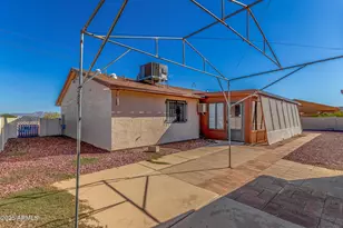 15762 S Overfield Rd, Arizona City, AZ 85123 - Photo 27